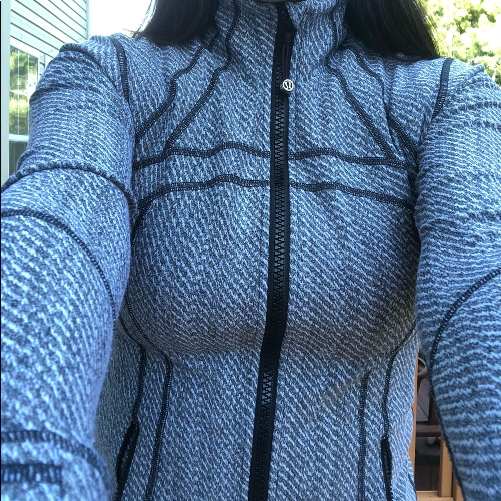Lululemon define jacket size 8